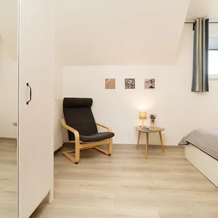 Gaestehaus Sulsdorf 8 Lägenhet